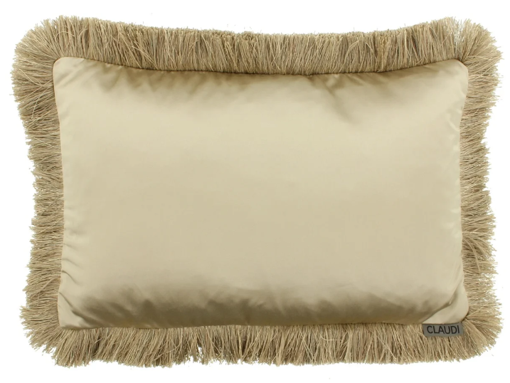 Claudi Kussen Dafne Fringe gold