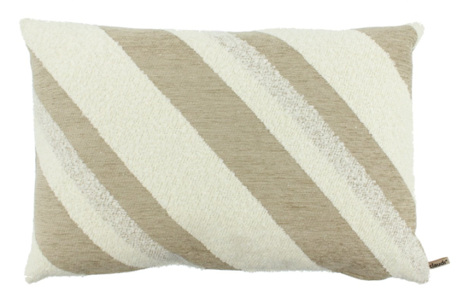 Claudi Kussen Sladdy Sand