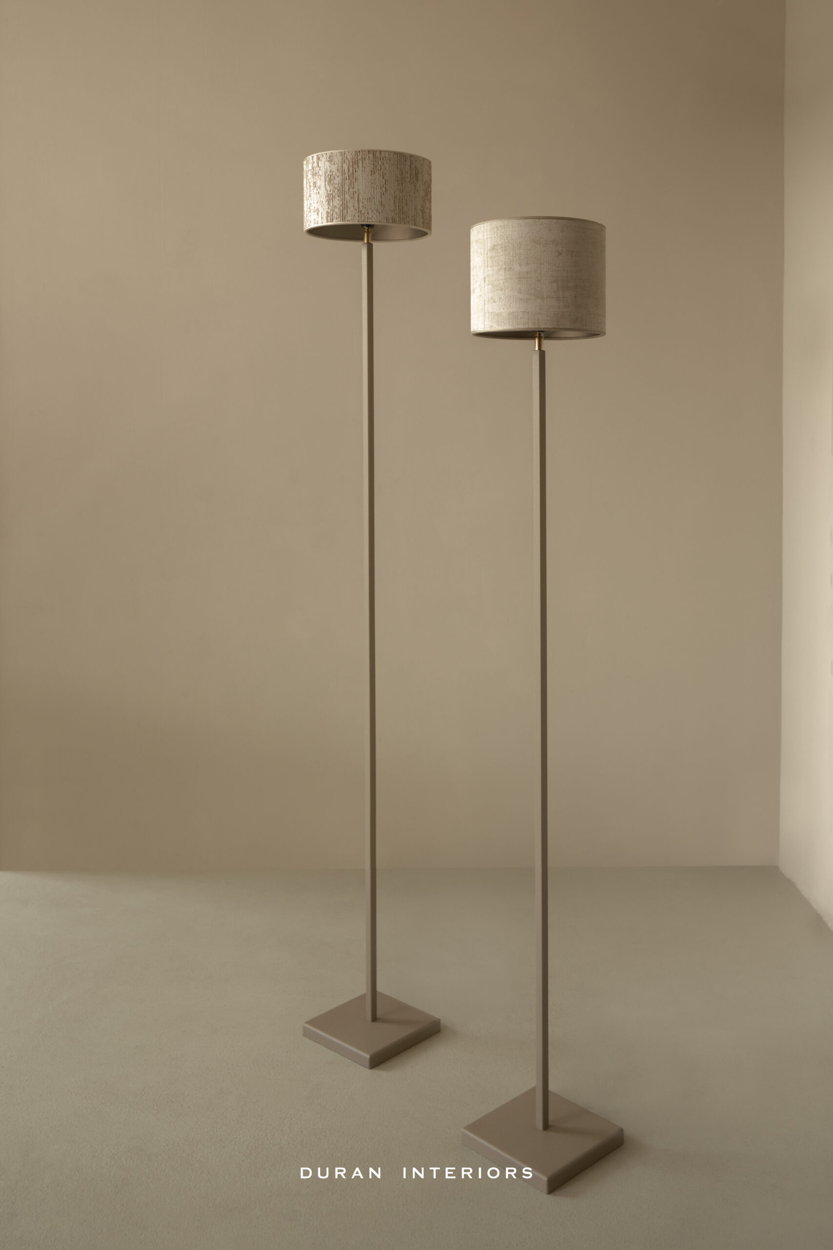 Duran Duld Vloer Lamp Voet Large Beige