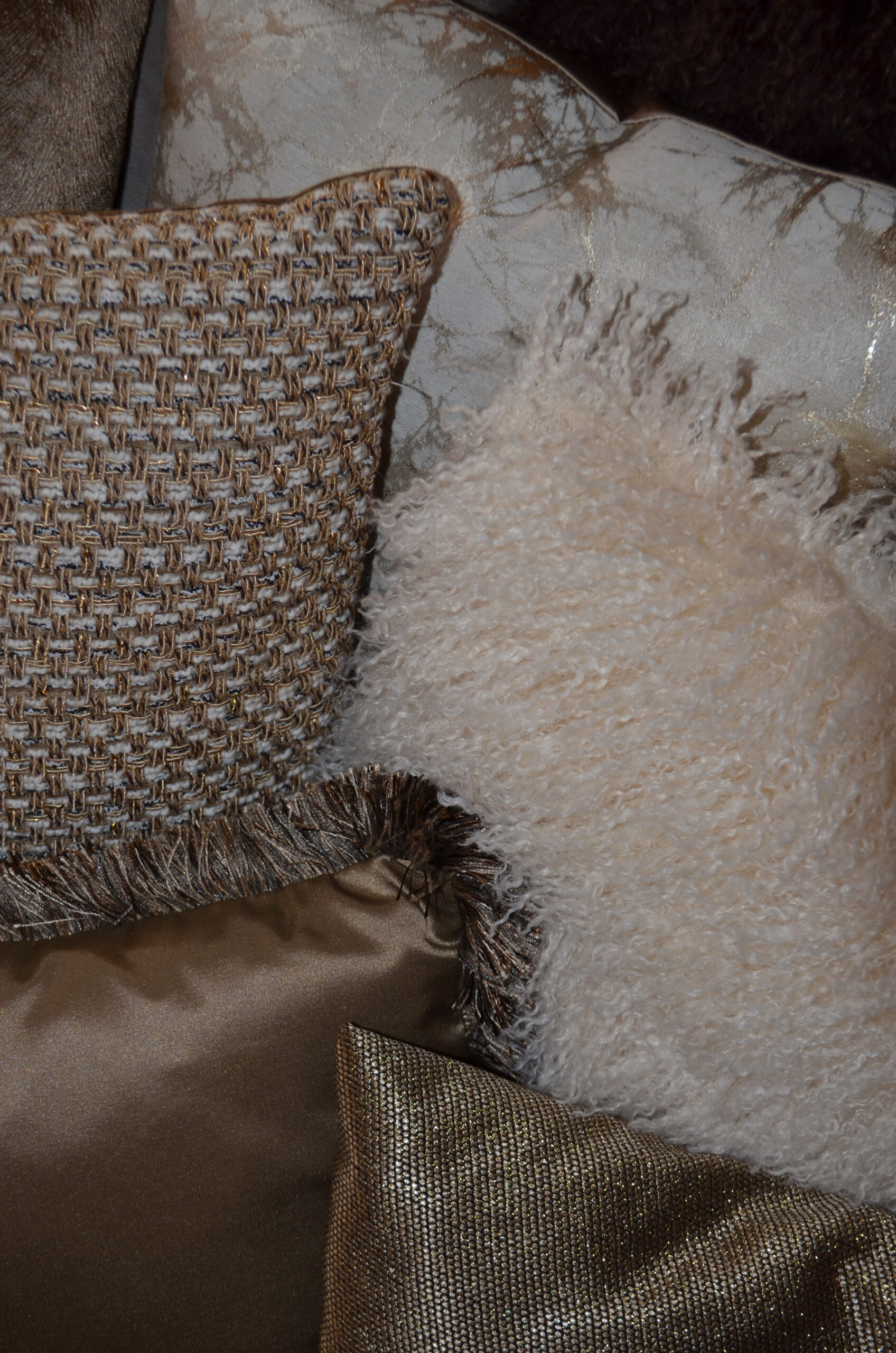 Claudi Kussen Dark Gold Dafne + Fringe Bronze 50x50cm - Afbeelding 3